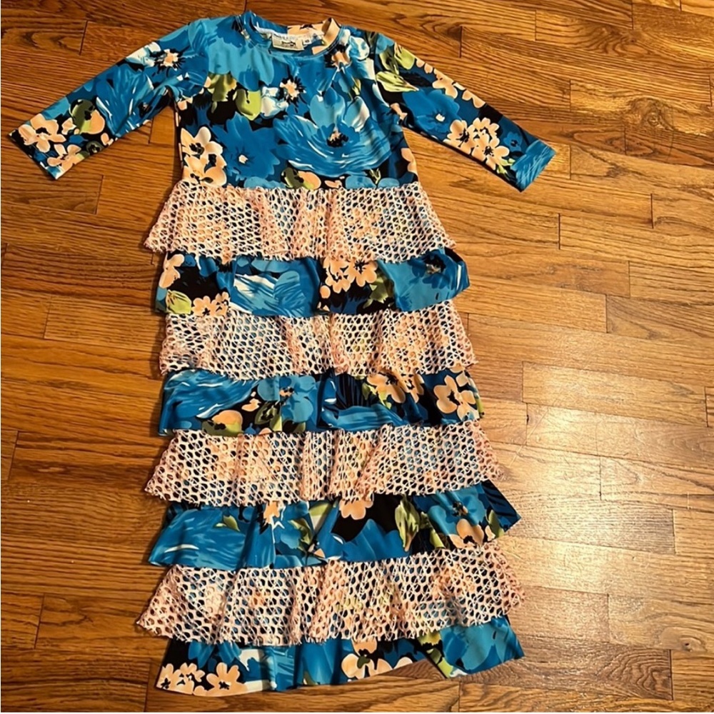 Girls dress